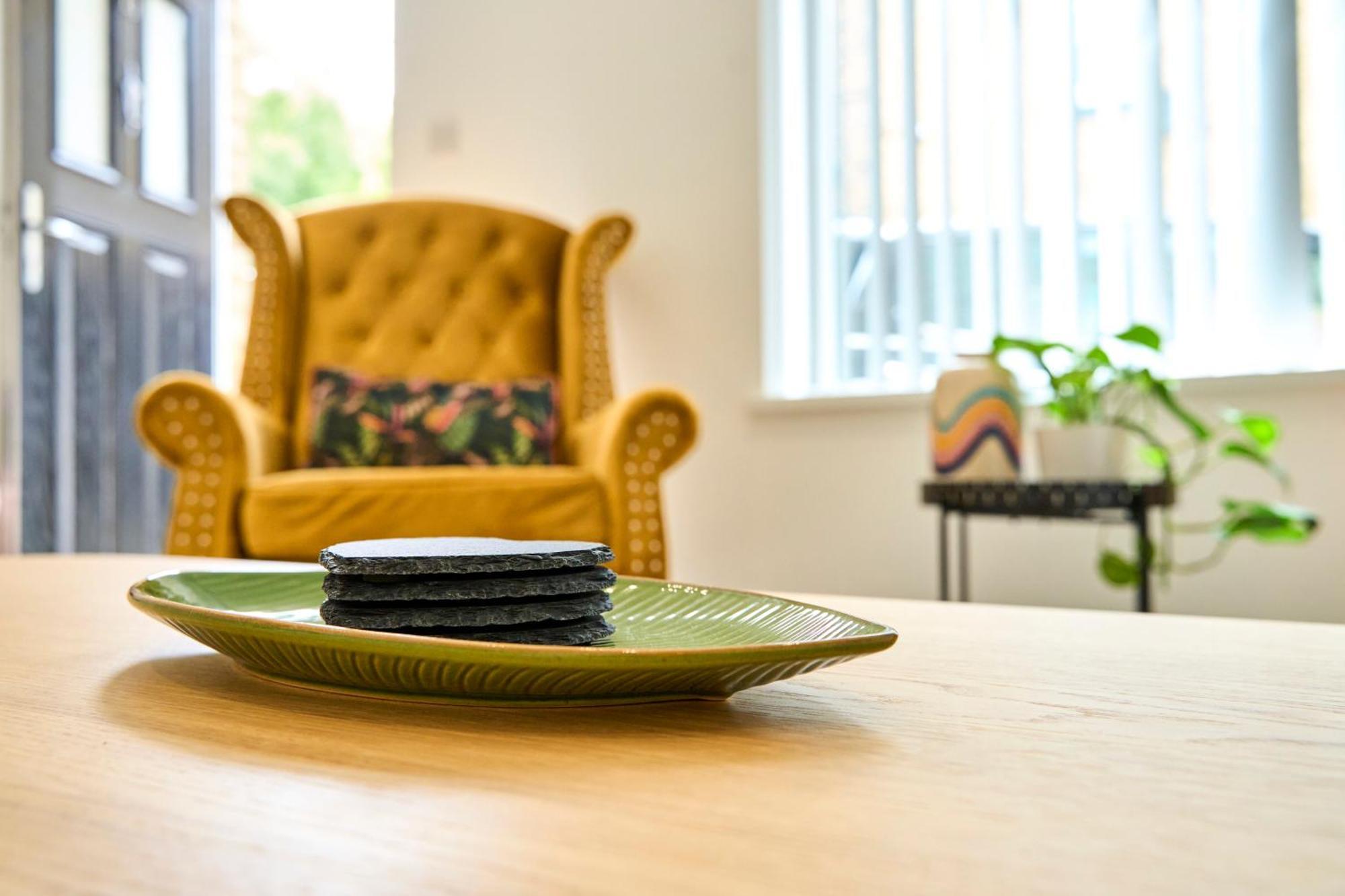 Haven - Stylish, Cosy, Canal Side, Pet Friendly Ferienhaus