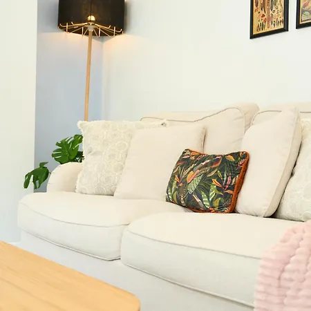 Hebden Bridge Haven - Stylish, Cosy, Canal Side, Pet Friendly Exterior photo
