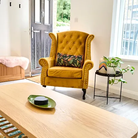 Hebden Bridge Haven - Stylish, Cosy, Canal Side, Pet Friendly Exterior photo