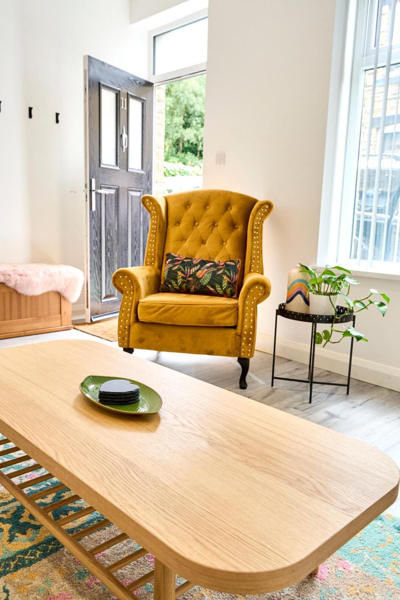 Haven - Stylish, Cosy, Canal Side, Pet Friendly Holiday home Hebden Bridge