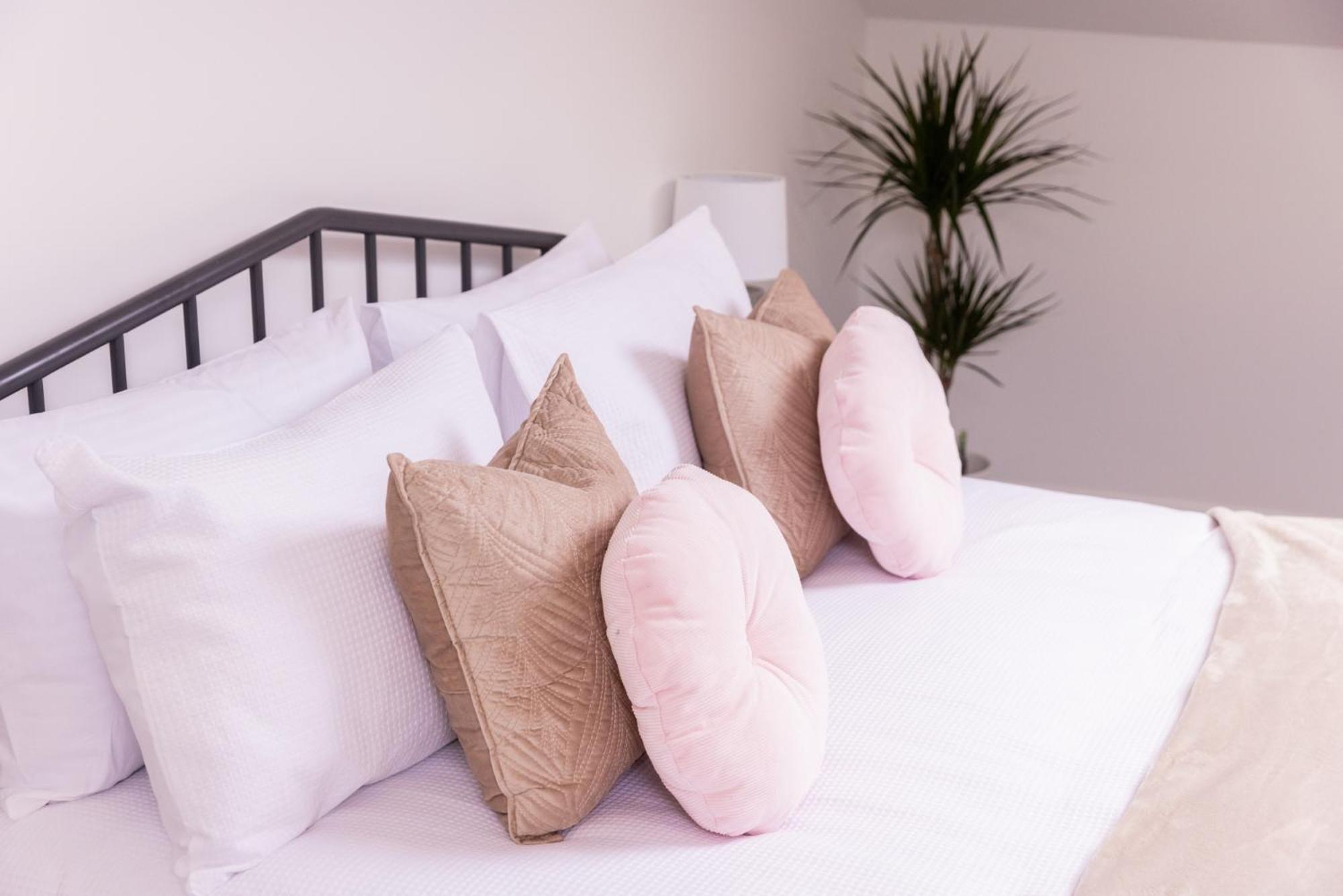 Haven - Stylish, Cosy, Canal Side, Pet Friendly Hebden Bridge